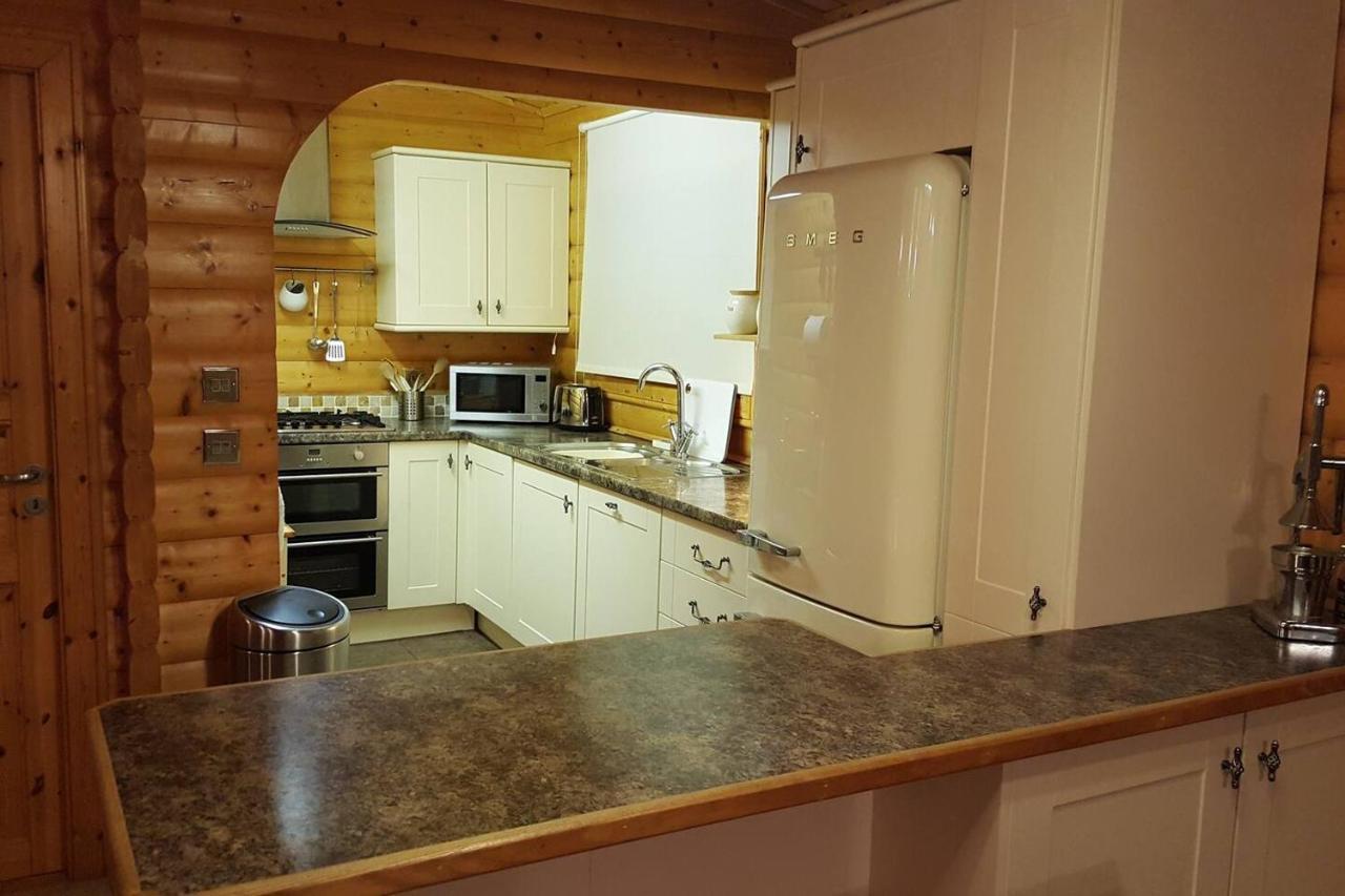 Alpine Lodge 1, Kippford, 达尔比蒂 外观 照片
